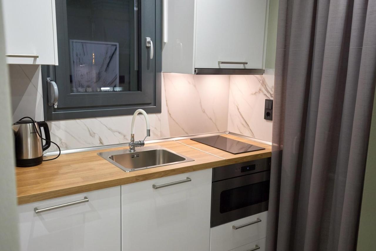 Oisymi Luxury Studios Nea Peramos  Luaran gambar