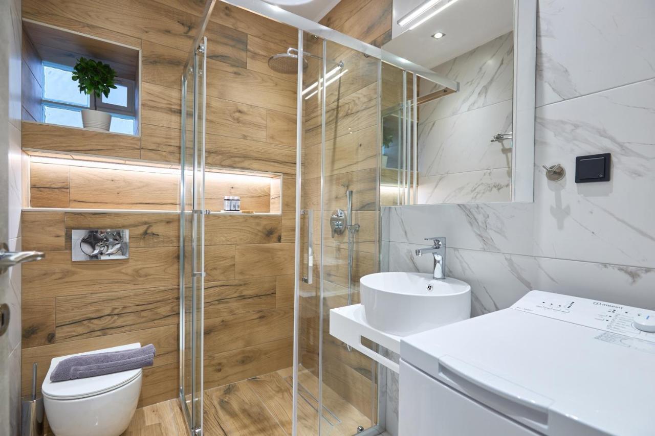 Oisymi Luxury Studios Nea Peramos  Luaran gambar